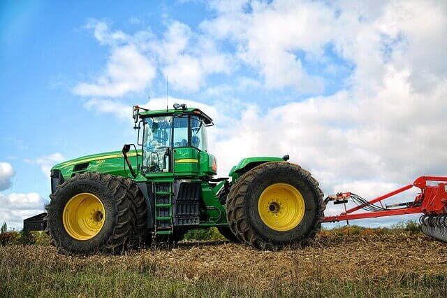 how-much-does-tractor-costs-in-2024