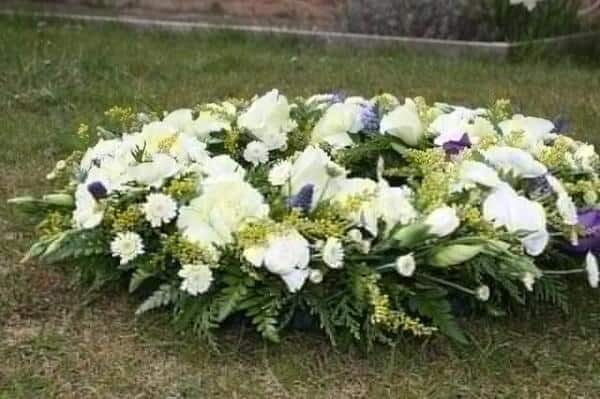 How Much Do Funeral Flowers Cost In 2020?